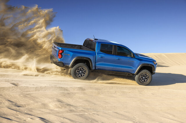 2023-chevrolet-colorado-zr2-064.jpg