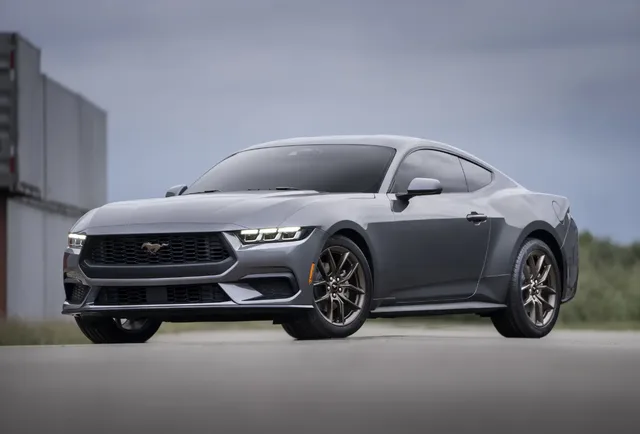 2024 Ford Mustang 017.webp