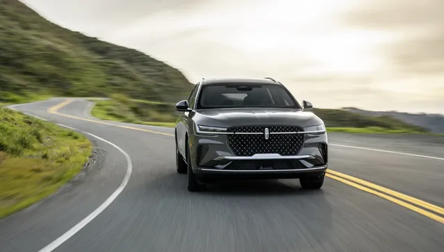 2024 Lincoln Black Label Nautilus_03.webp