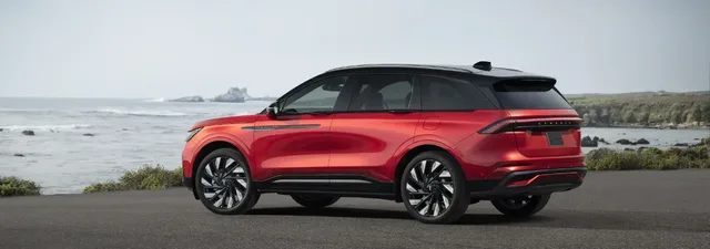 2024 Lincoln Nautilus Reserve Jet Package_06.webp