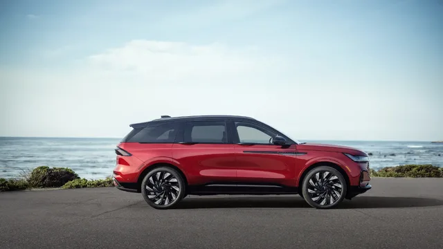 2024 Lincoln Nautilus Reserve Jet Package_07.webp