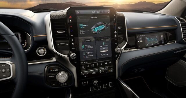 2025 Ram 1500 REV 022.jpg