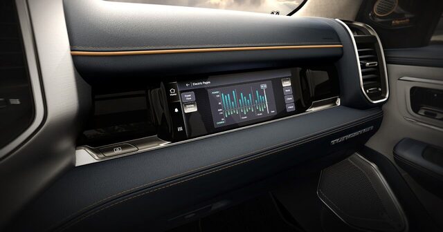 2025 Ram 1500 REV 028.jpg