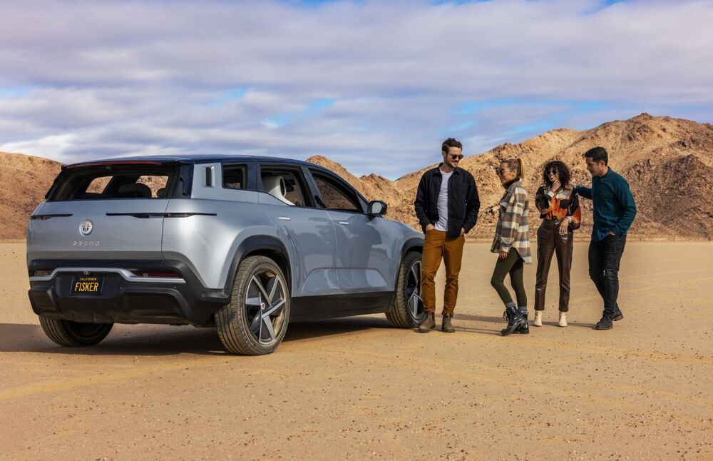 Fisker-Ocean-2022-Silver-Lining-Talent-Group-MM-rabbit-lake-silver-10623-20211229_elvzv9.jpg