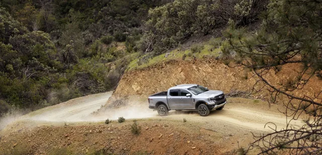 2024 Ford Ranger Lariat Climbing Steep Dirt Hill