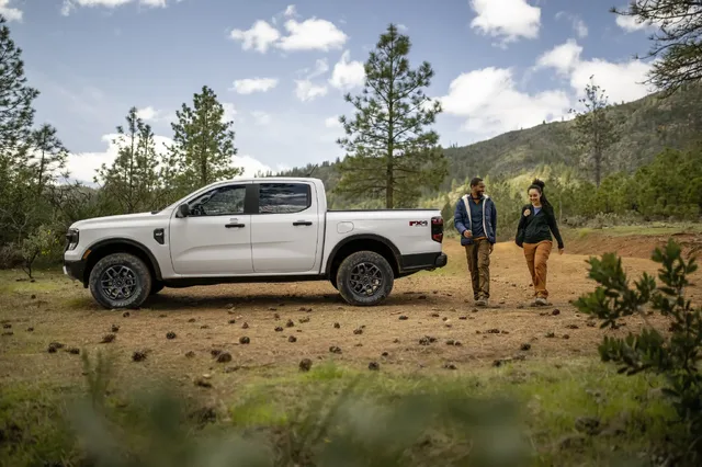 2024 Ford Ranger Crew Cab Profile with Mountain Scenery