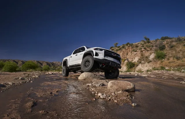 2024-chevrolet-colorado-zr2-bison-008.webp