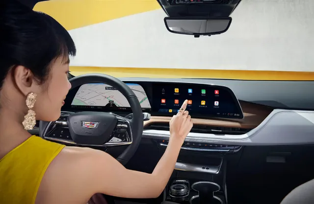 2024 Cadillac GT4 China 0005.webp