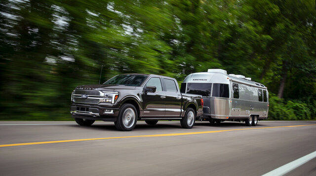 2024 Ford F-150 Platinum_08.jpg