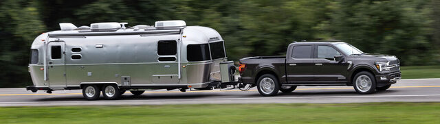 2024 Ford F-150 Platinum_09.jpg
