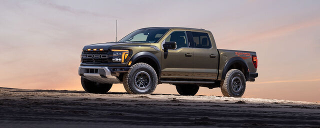 2024 Ford F-150 Raptor_01.jpg