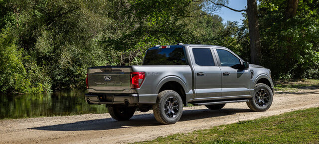 2024 Ford F-150 STX_04.jpg