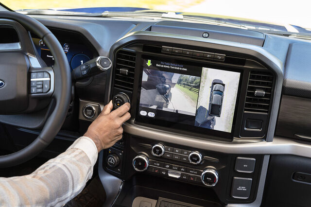 2024 Ford F-150_Pro Trailer Backup Assist_01.jpg
