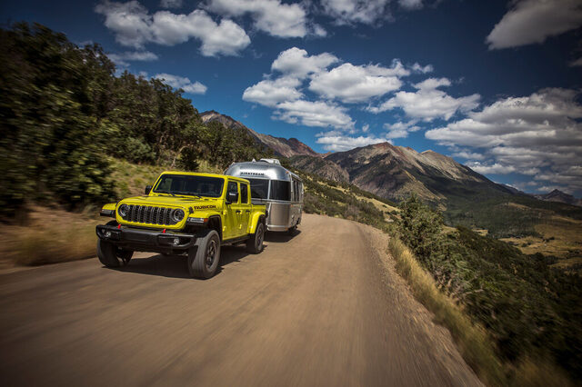 2024 Jeep Gladiator-26.jpg