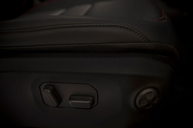 2024 Jeep Gladiator-39.jpg