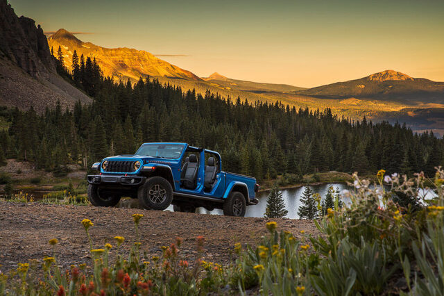 2024 Jeep Gladiator-51.jpg