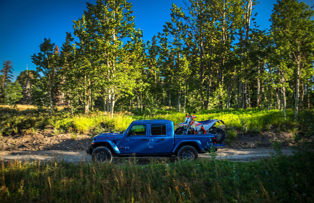 2024 Jeep Gladiator-57.jpg