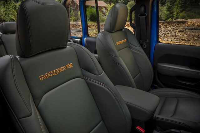 2024 Jeep Gladiator-72.jpg