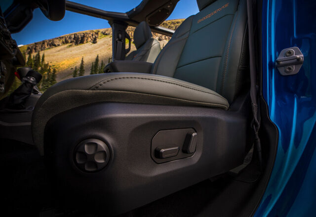2024 Jeep Gladiator-74.jpg