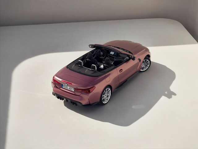 2024 BMW M4 Convertible 014.jpg