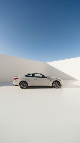 2024 BMW M4 Coupe 003.jpg