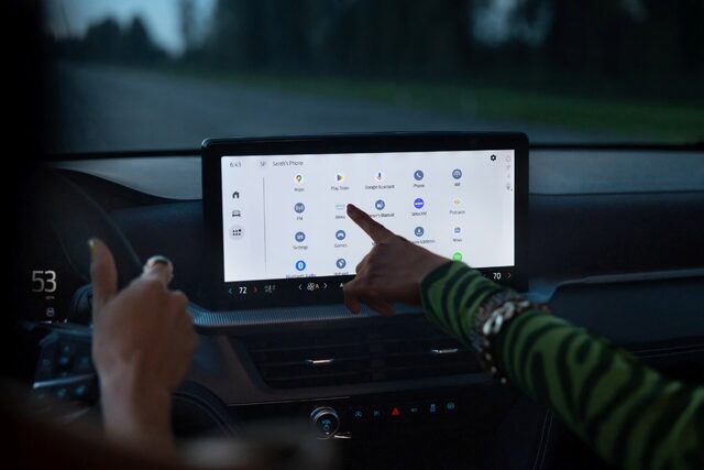 2025 Ford Explorer touchscreen showing Android Auto app grid