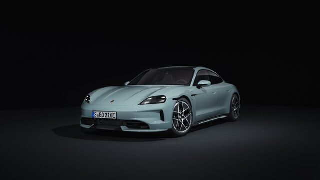 2025 Porsche Taycan 051.jpg