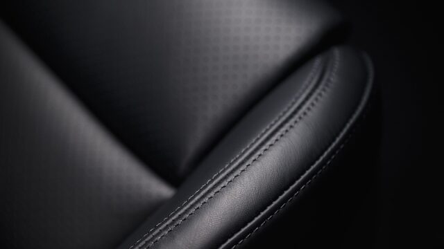 2025 Porsche Taycan 053.jpg