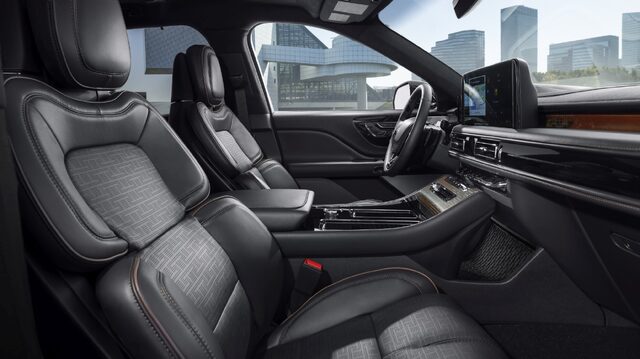 Lincoln Aviator Black Label seats