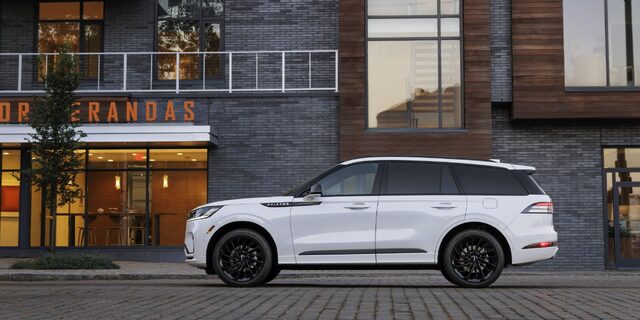 2025 Lincoln Aviator driver side profile in white