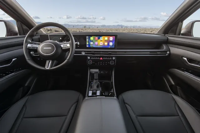 2025 Hyundai Santa Cruz Dashboard and Infotainment Display