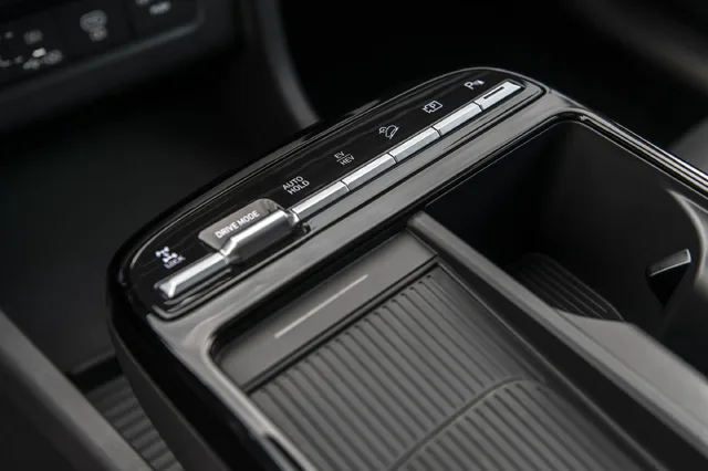 2025 Hyundai Tuscon 010.webp