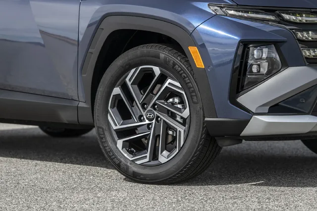2025 Hyundai Tuscon 055.webp