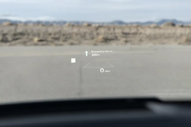 2025 Hyundai Tucson Head-Up Display with Navigation