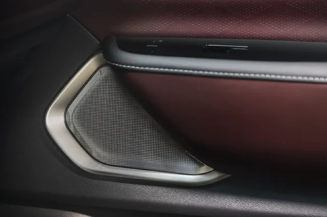 2025 Infiniti QX80 041.webp