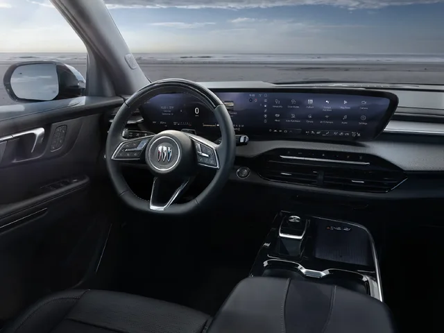 2025 Buick Enclave ST Dashboard and Dual-Screen Infotainment