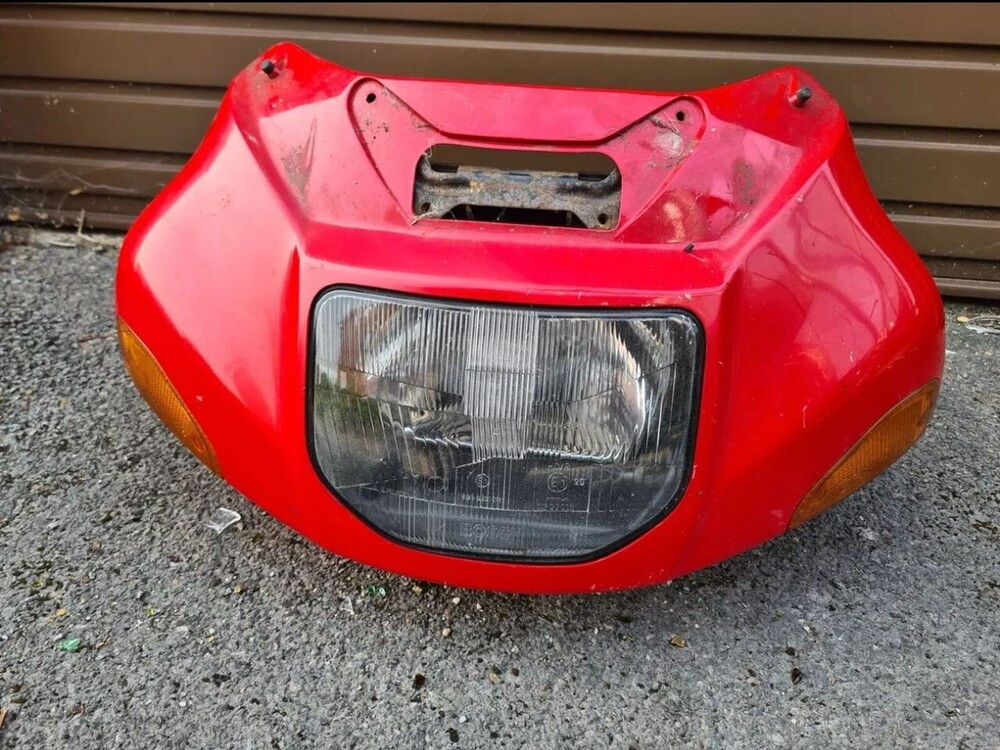 1999 BMW R1100 RS Fairing and Headlight.jpg