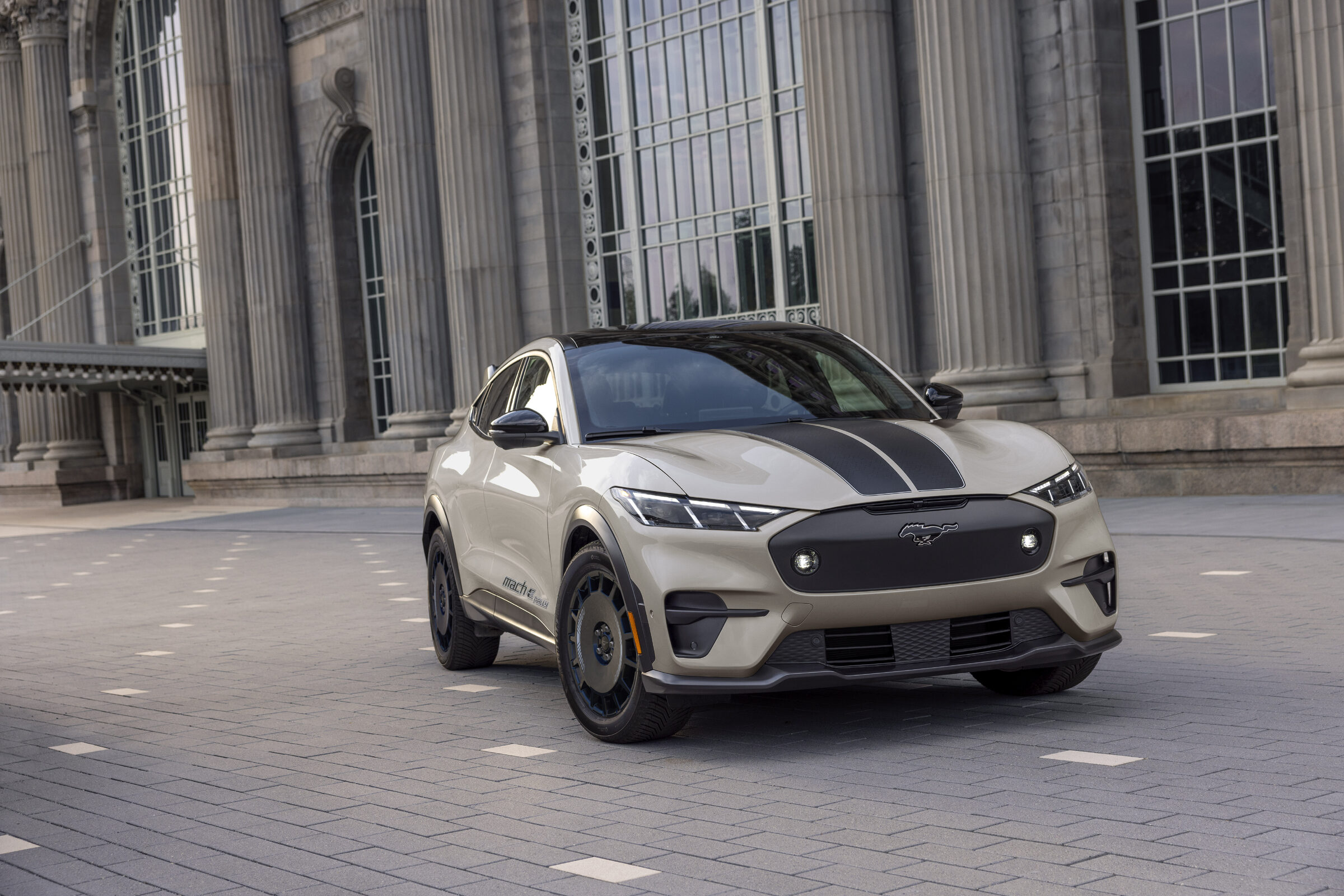 2025 Mach-e