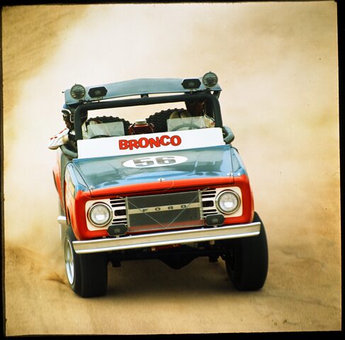1969 Ford Bronco NORRA Baja 1000 Larry Minor Rod Hall CN5877-008.jpg
