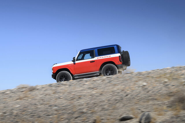 2025 Bronco Stroppe Special Edition_10.jpg