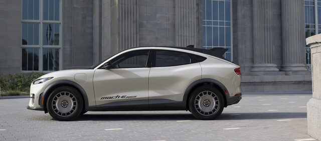 2025 Mustang Mach-E Rally_03.jpg