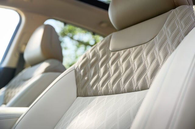 2025 Nissan Murano quilted leather seat detail