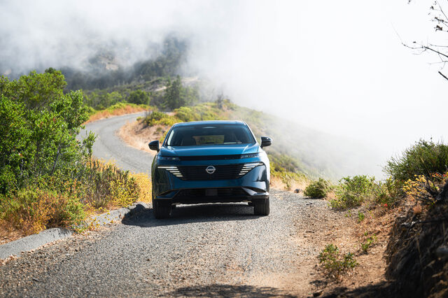 2025 Nissan Murano front view on foggy mountain road