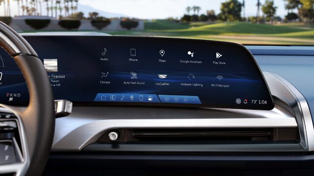 2026 Cadillac Vistiq Lux Surround View.jpg