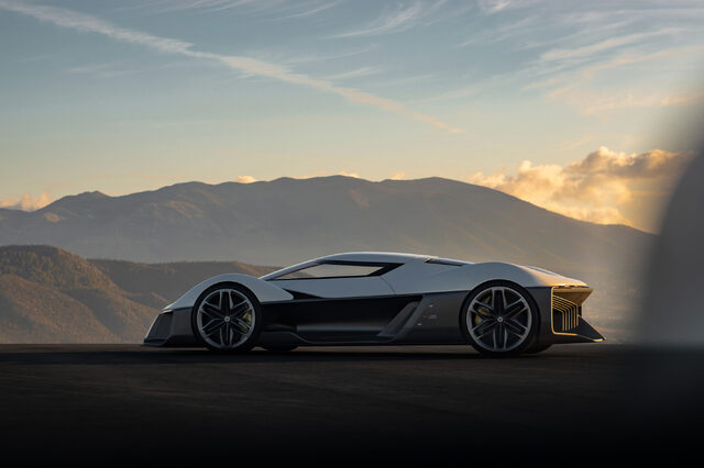 General Motors Advanced Design Concept_Corvette_driver side_outdoors.jpg