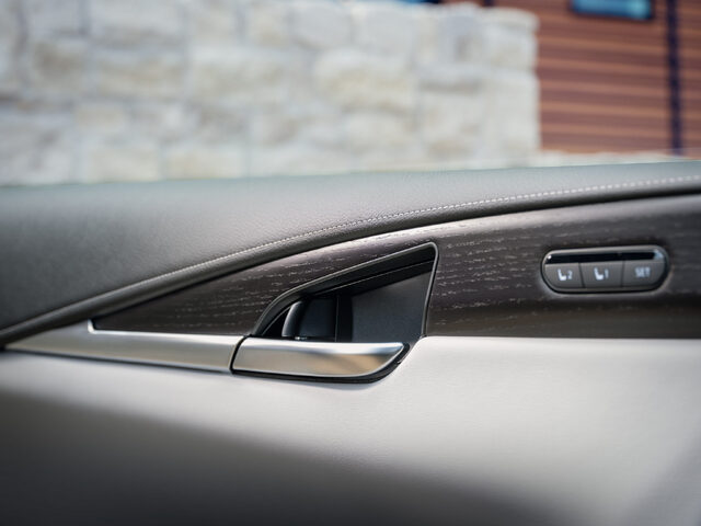 2026 Infiniti QX60 Door Panel with Wood Trim and Memory Seat Buttons