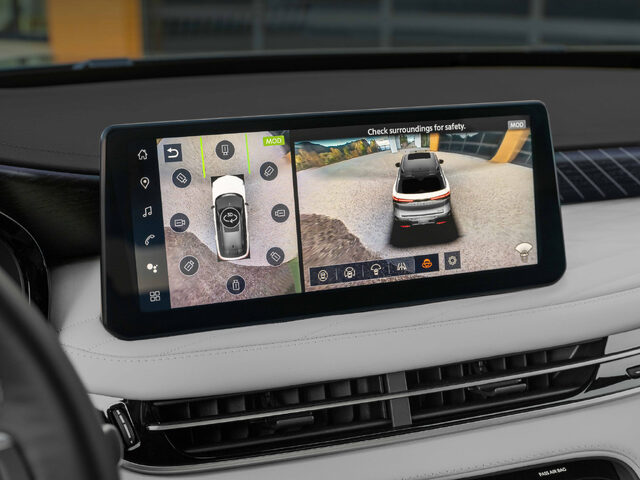 2026 Infiniti QX60 Around View Monitor Split Screen