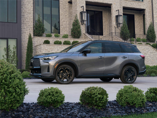 2026 Infiniti QX60 Sport Driver Side Profile in Silver