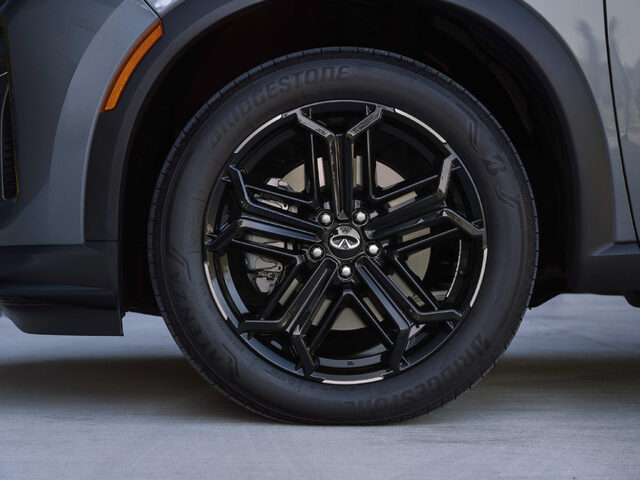 2026 Infiniti QX60 Sport Gloss Black Alloy Wheel