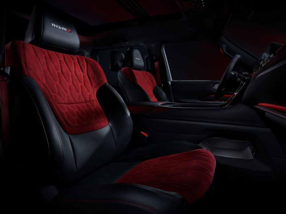 The all-new Patrol NISMO front seats-source.jpg